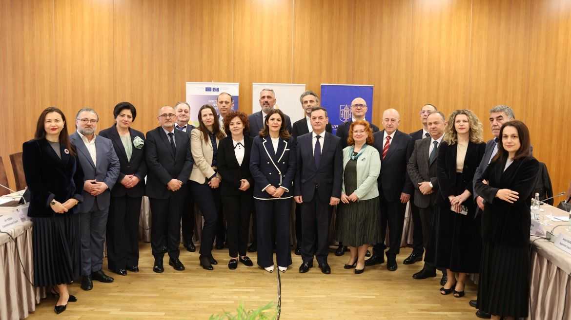 Takim i përbashkët i anëtarëve të Gjykatës së Lartë dhe të Gjykatës Kushtetuese të Republikës së Shqipërisë